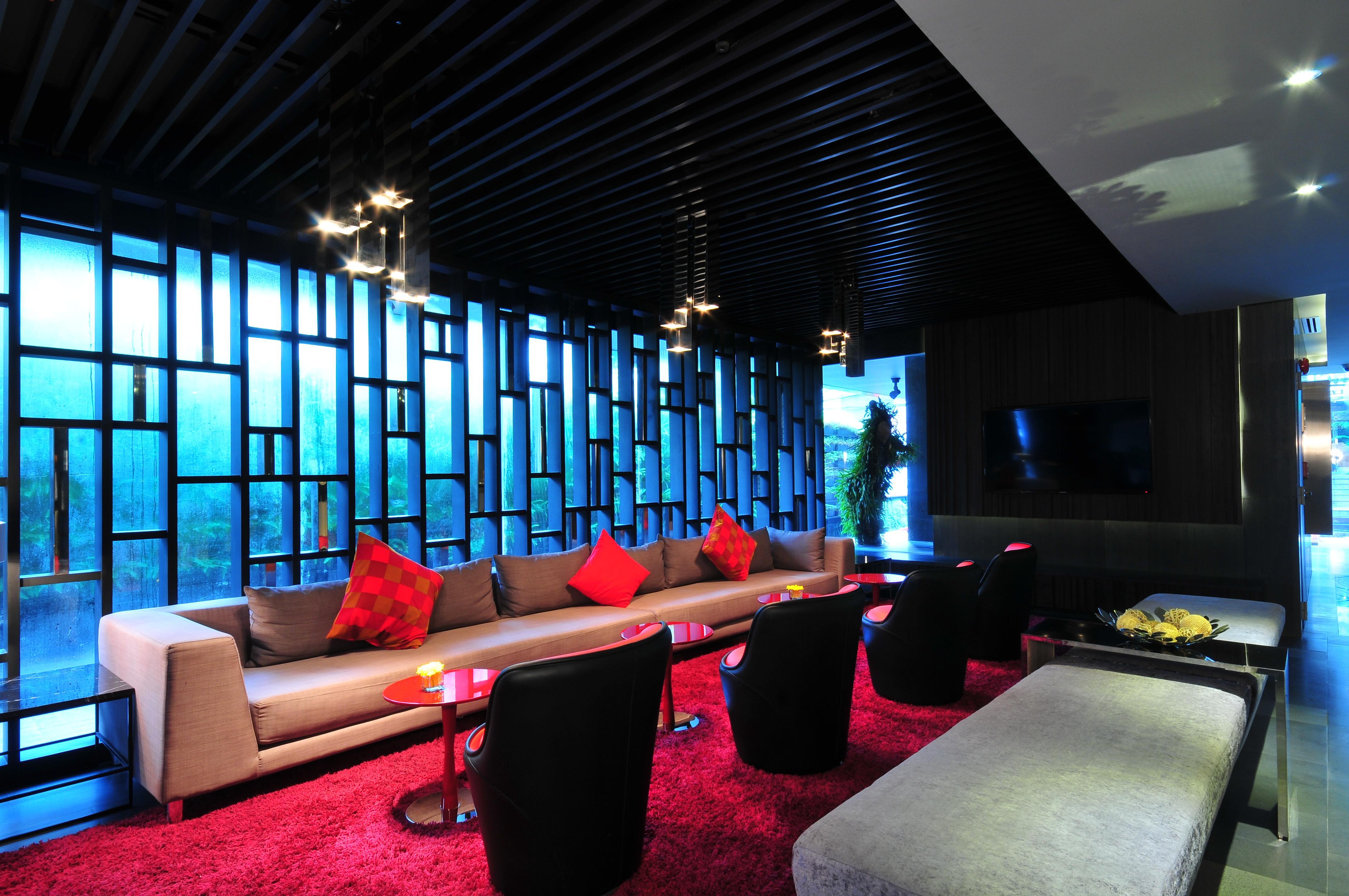 Citrus Sukhumvit 13 Nana Bangkok by Compass Hospitality Hotel Bagian luar foto