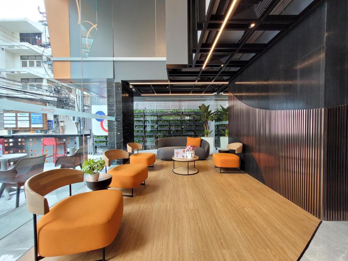 Citrus Sukhumvit 13 Nana Bangkok by Compass Hospitality Hotel Bagian luar foto