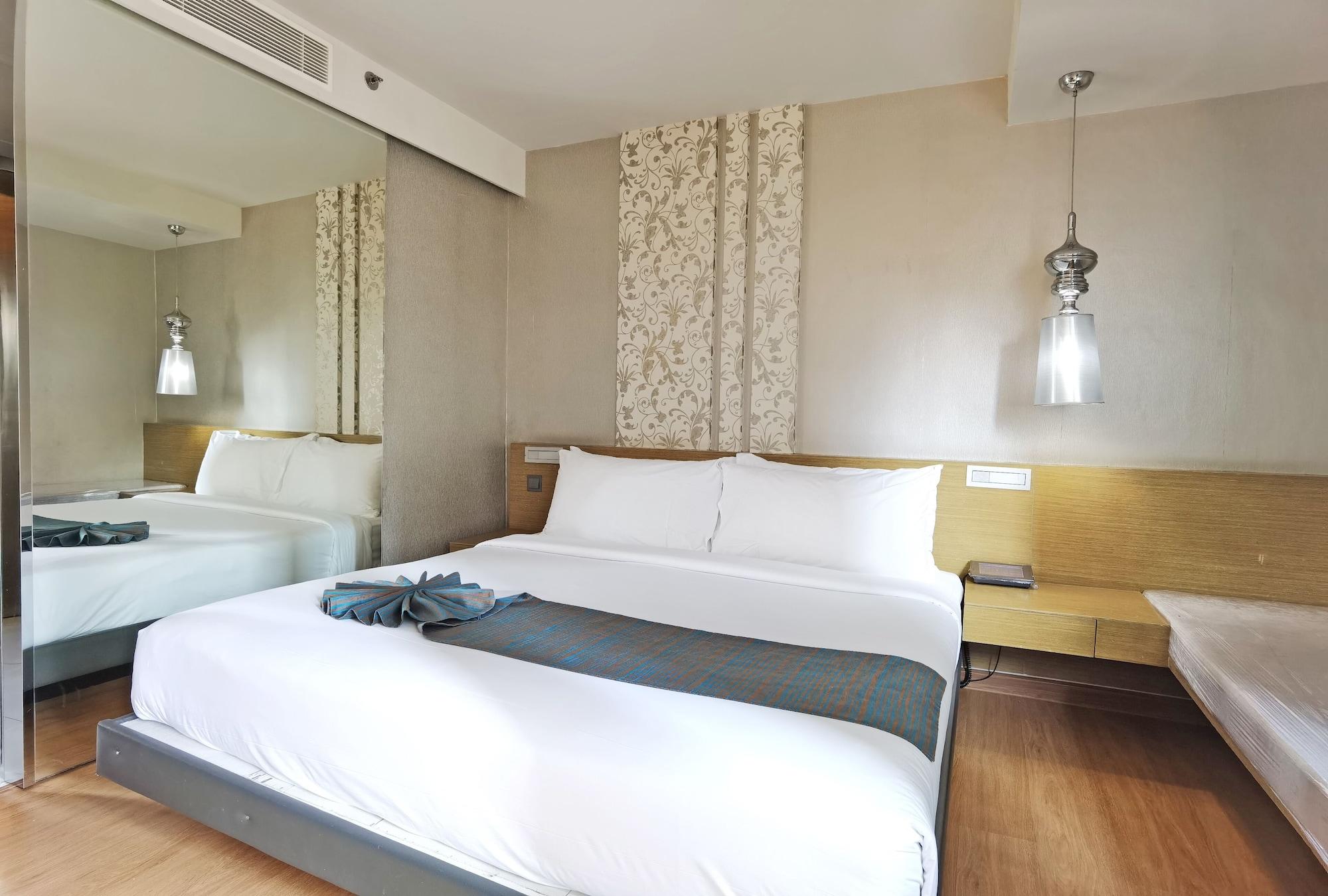 Citrus Sukhumvit 13 Nana Bangkok by Compass Hospitality Hotel Bagian luar foto
